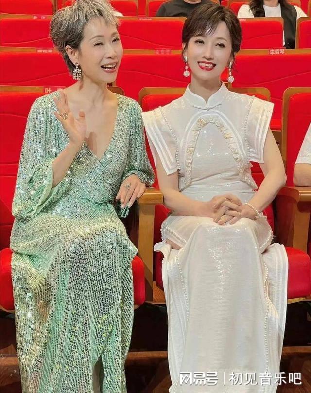 娘子许仙30年后撒糖竟藏惊天秘密凯发k8国际首页登录神仙售后！白(图6)