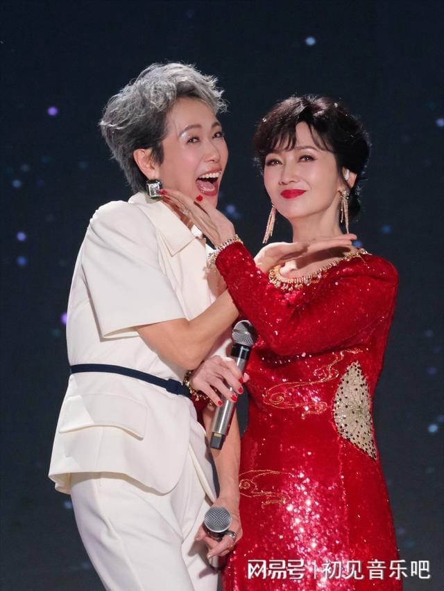 娘子许仙30年后撒糖竟藏惊天秘密凯发k8国际首页登录神仙售后！白(图4)
