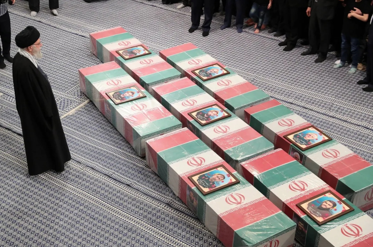 声、航班停飞、伊以两国剑拔弩张…凯发首页